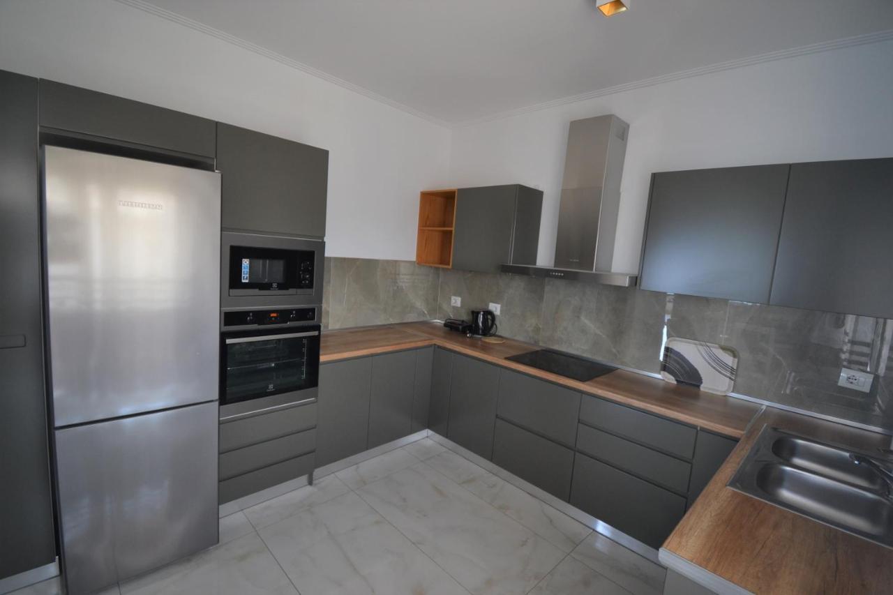 Apartmán Luxury Penthouse B&E Sarandë Exteriér fotografie