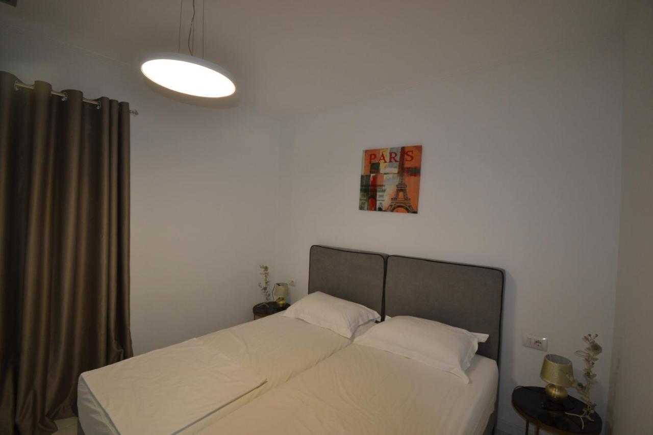 Apartmán Luxury Penthouse B&E Sarandë Exteriér fotografie