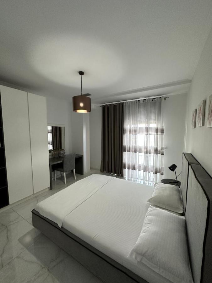 Apartmán Luxury Penthouse B&E Sarandë Exteriér fotografie