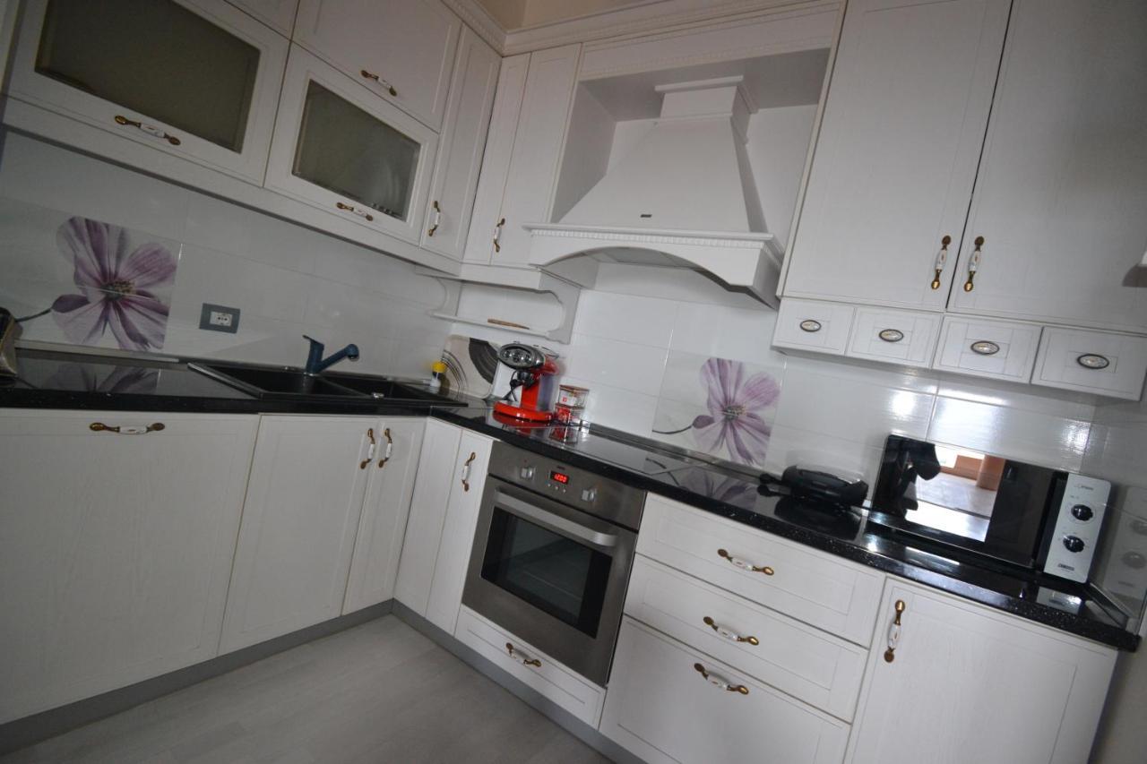 Apartmán Luxury Penthouse B&E Sarandë Exteriér fotografie